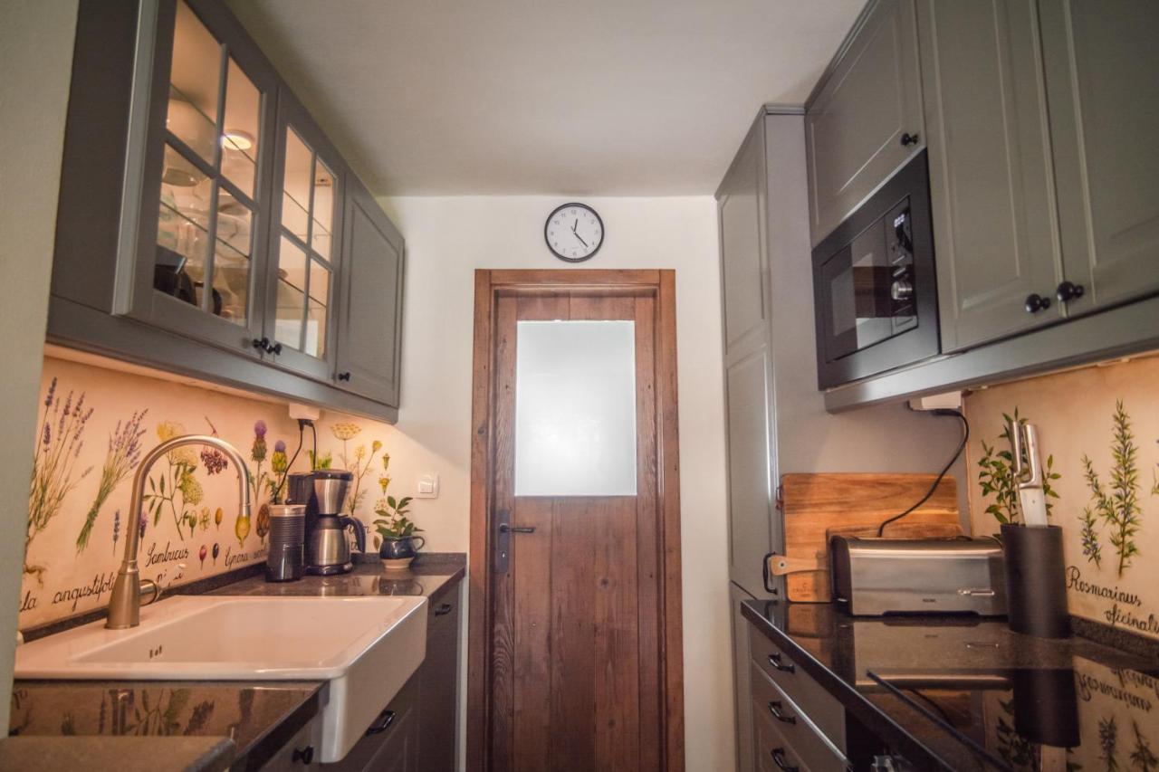 Kuninez, Holiday Home With Summer Kitchen موست نا سوتشي المظهر الخارجي الصورة