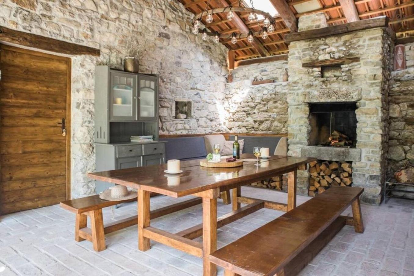 Kuninez, Holiday Home With Summer Kitchen موست نا سوتشي المظهر الخارجي الصورة